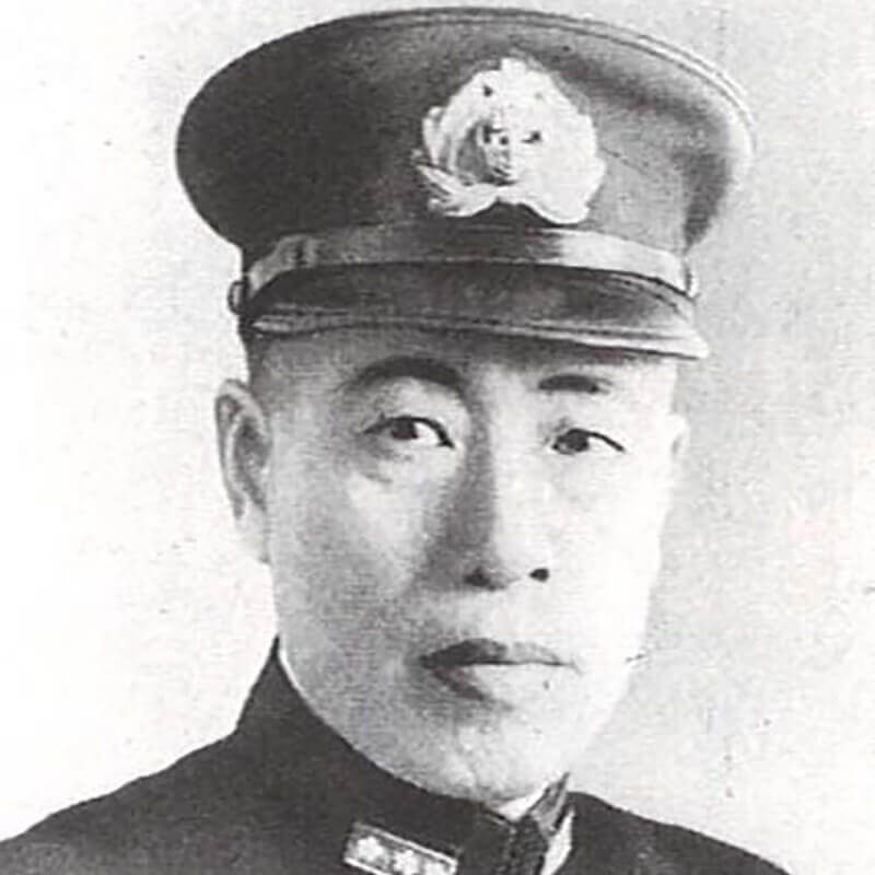 大西瀧治郎(少将時？肩章から判断)と幕僚(？)の生写真 山本五十六 海軍 ...